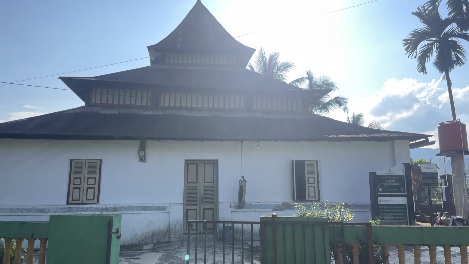 Masjid Tuo Siguntur